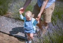 فيتامينات تساعد الطفل على المشي