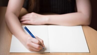 الكتابة المرآتية عند الأطفال